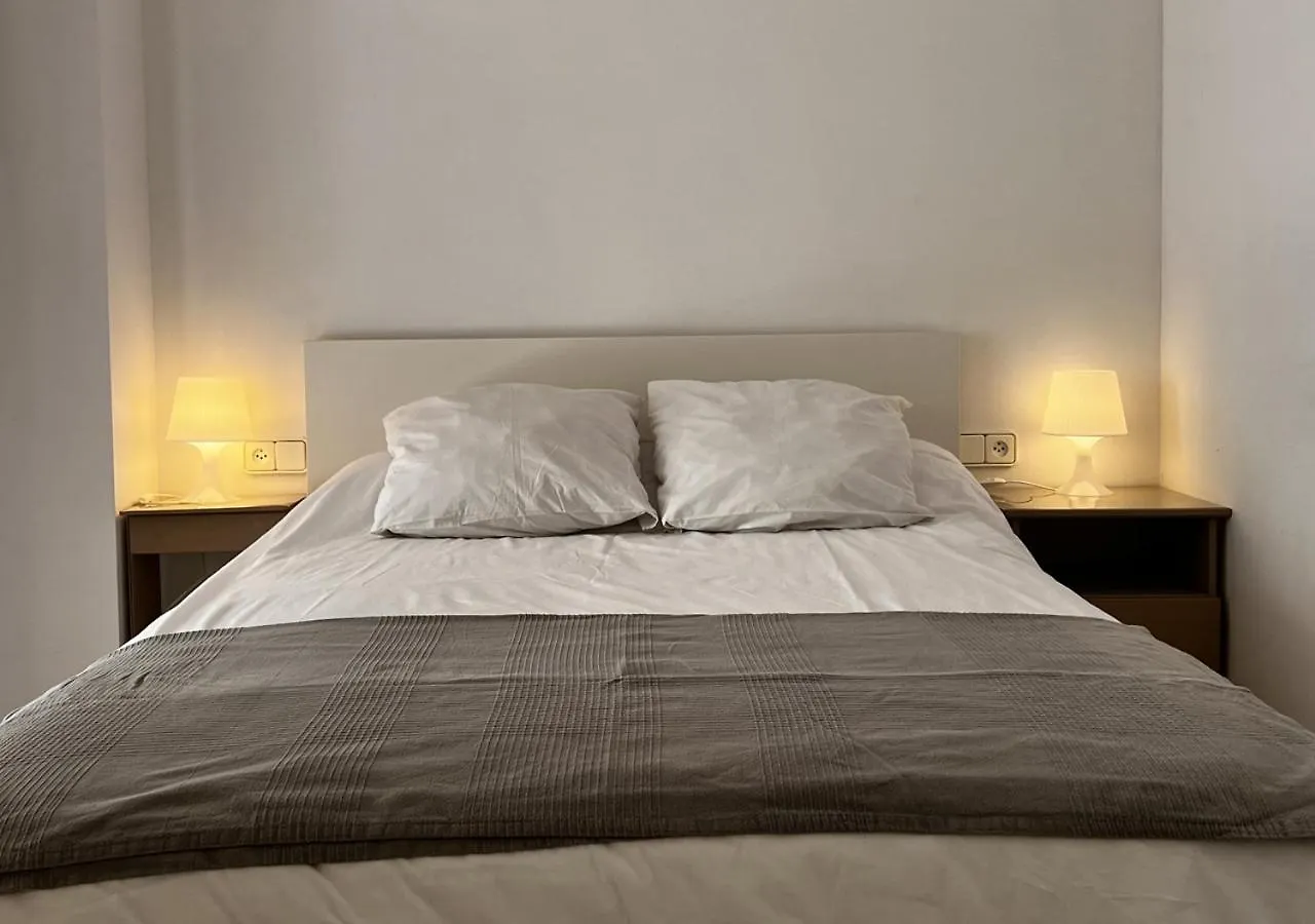 Espacioso Con Patio Interior Sabadell Spanien